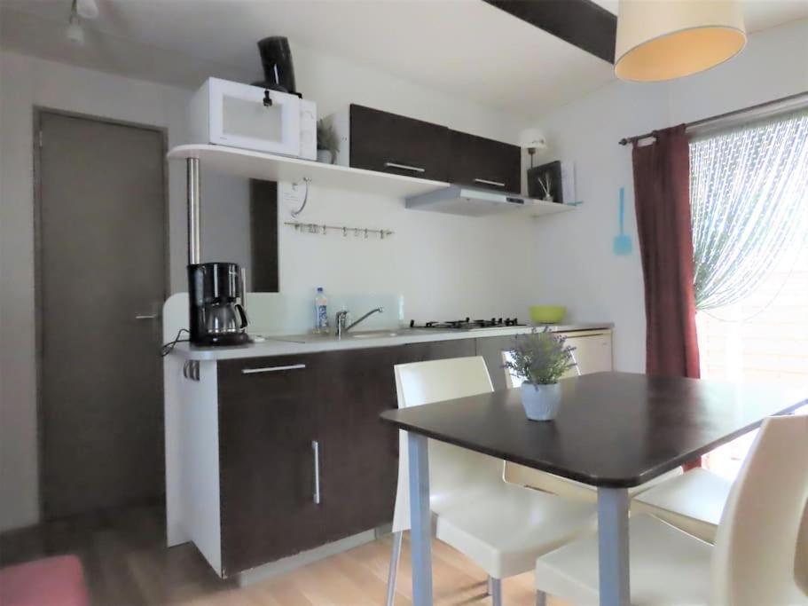 Mobile Home 6-Pers Camping Lei Suves-Cotes D'Azur-Including Airco Roquebrune-sur Argens Kültér fotó