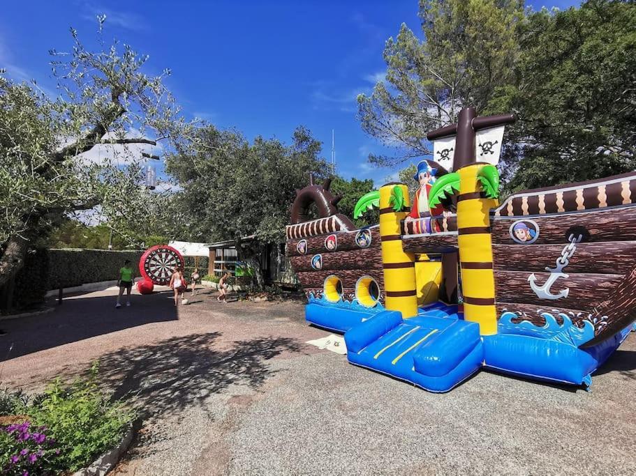 Mobile Home 6-Pers Camping Lei Suves-Cotes D'Azur-Including Airco Roquebrune-sur Argens Kültér fotó